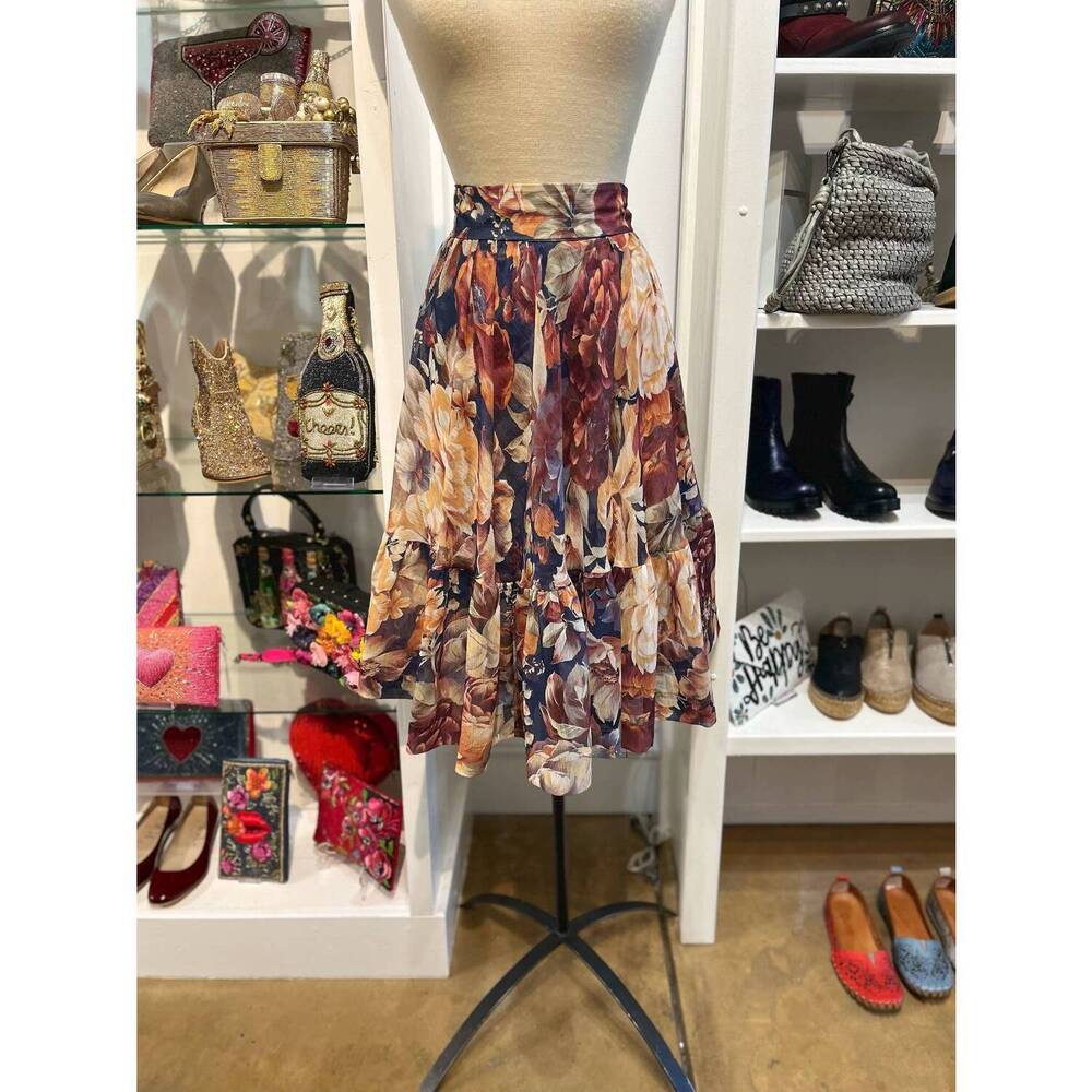 NEW OLVI’S belted skirt in renaissance